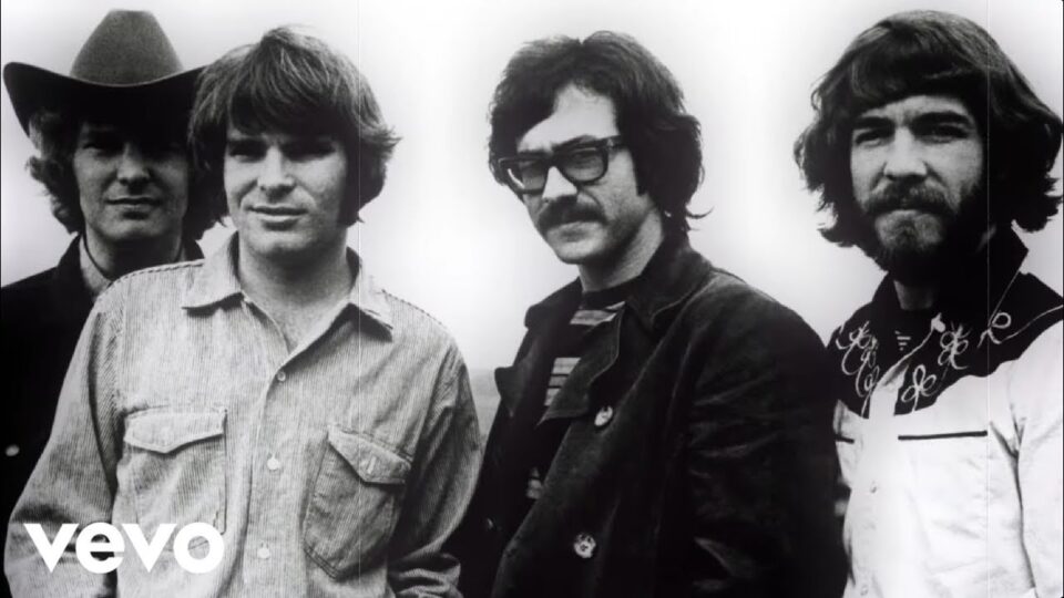 Creedence Clearwater Revival – Proud Mary