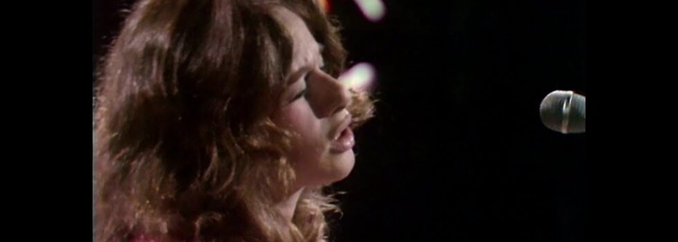 Carole King – (You Make Me Feel Like) A Natural Woman