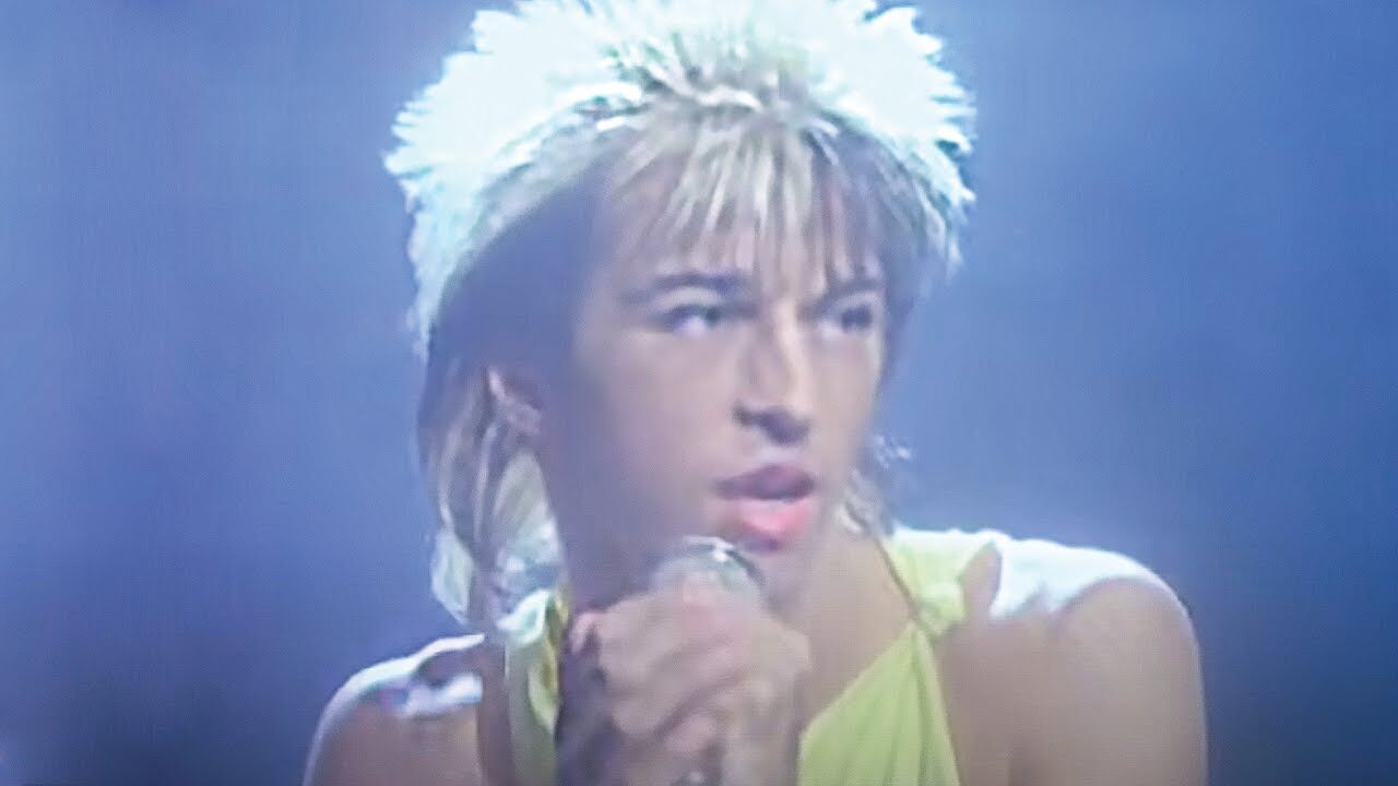 Kajagoogoo – Too Shy