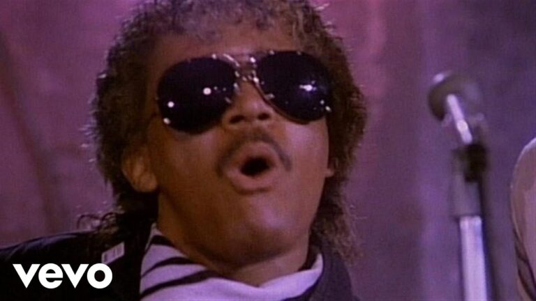 The Bar-Kays – Freakshow on the Dance Floor music video