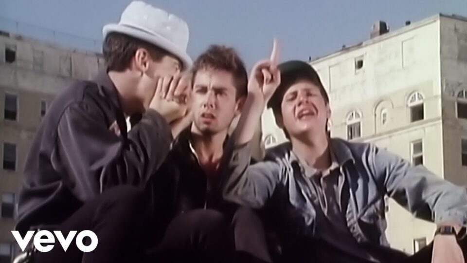 Beastie Boys – She’s On It