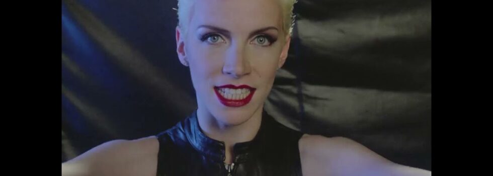 Eurythmics – Missionary Man