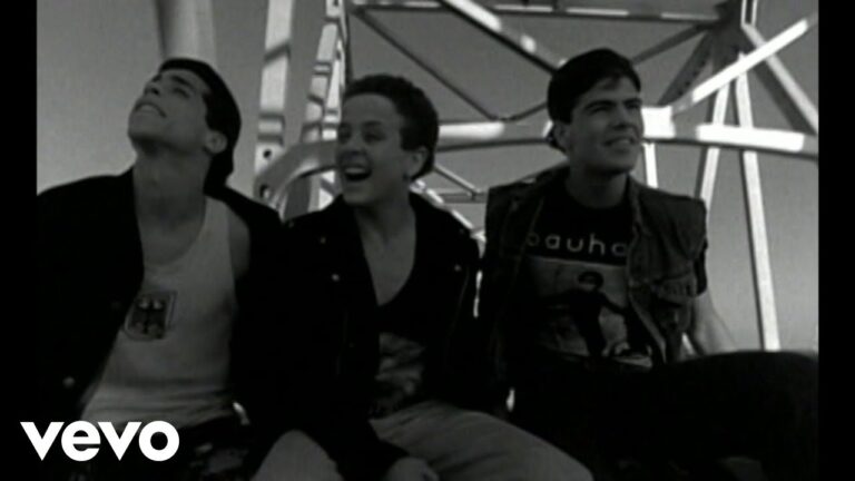 New Kids On The Block – You Got It (The Right Stuff) music video