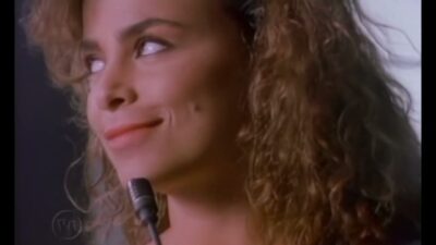 Paula Abdul – The Way That You Love Me