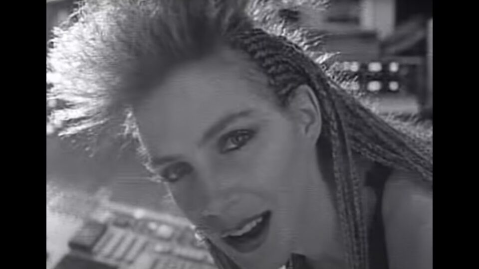 Jane Child – Don’t Wanna Fall in Love