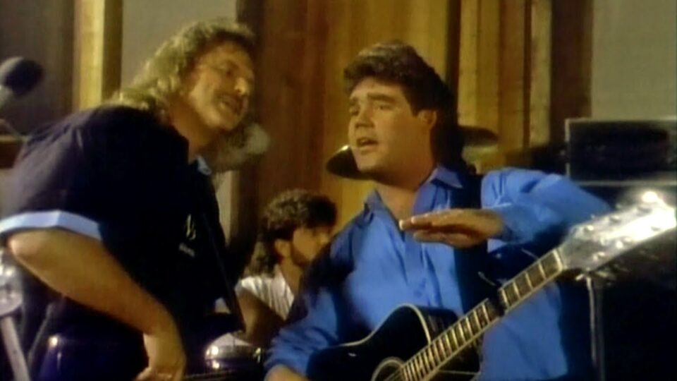 Shenandoah – Next to You, Next to Me