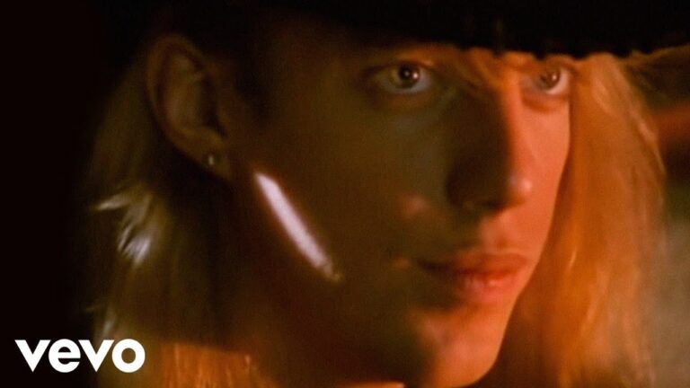 Warrant – Uncle Tom’s Cabin music video