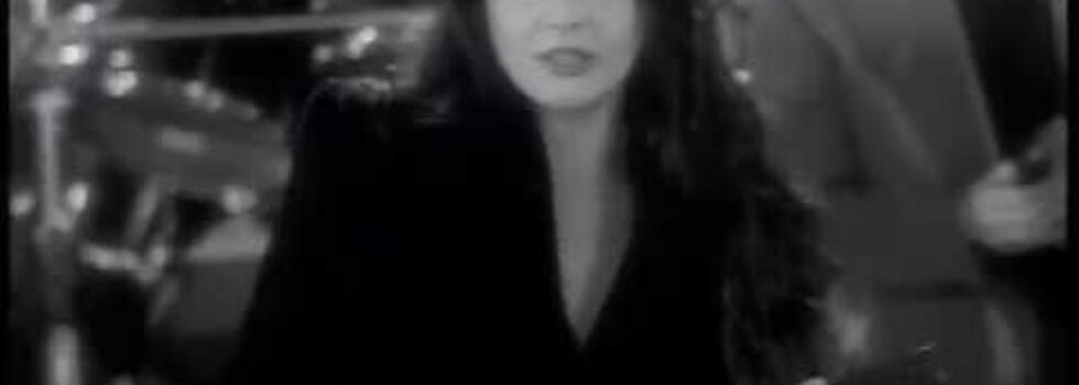 Kate Bush – Rocket Man