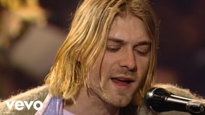 Nirvana – About A Girl (MTV Unplugged)