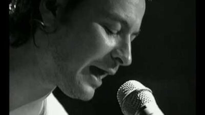 Manic Street Preachers – 4st 71b (Acoustic)