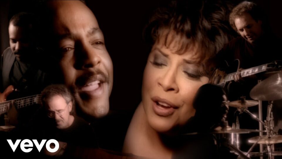 Fourplay – The Closer I Get to You (feat. Patti Austin & Peabo Bryson)