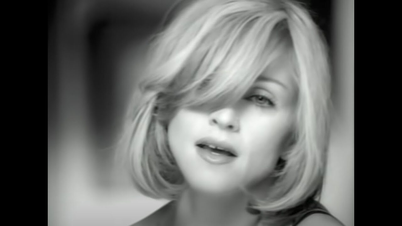 Madonna – I Want You (feat. Massive Attack)