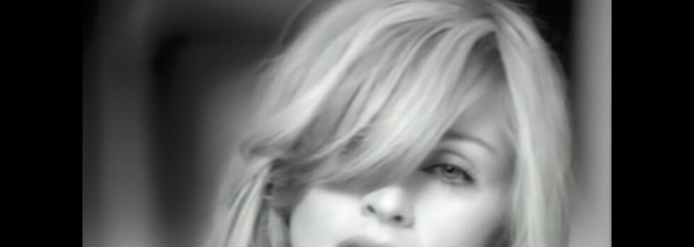 Madonna – I Want You (feat. Massive Attack)