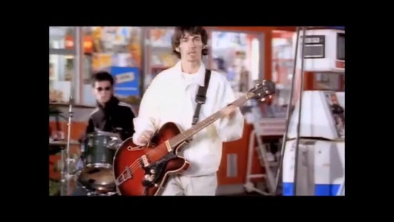 Space – Me and You Versus the World music video