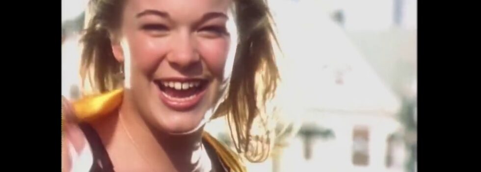 LeAnn Rimes – One Way Ticket (Because I Can)
