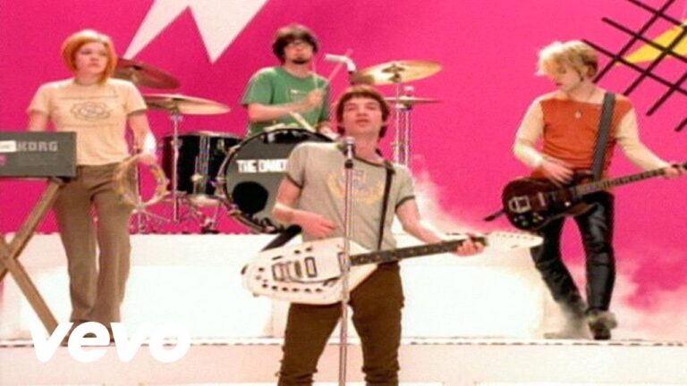 The Dandy Warhols – Not If You Were The Last Junkie On Earth music video