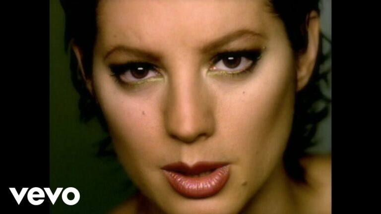 Sarah McLachlan – Building a Mystery music video
