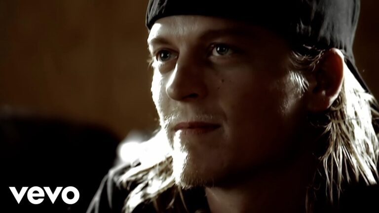 Puddle of Mudd – Blurry music video