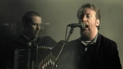 Flogging Molly – Drunken Lullabies
