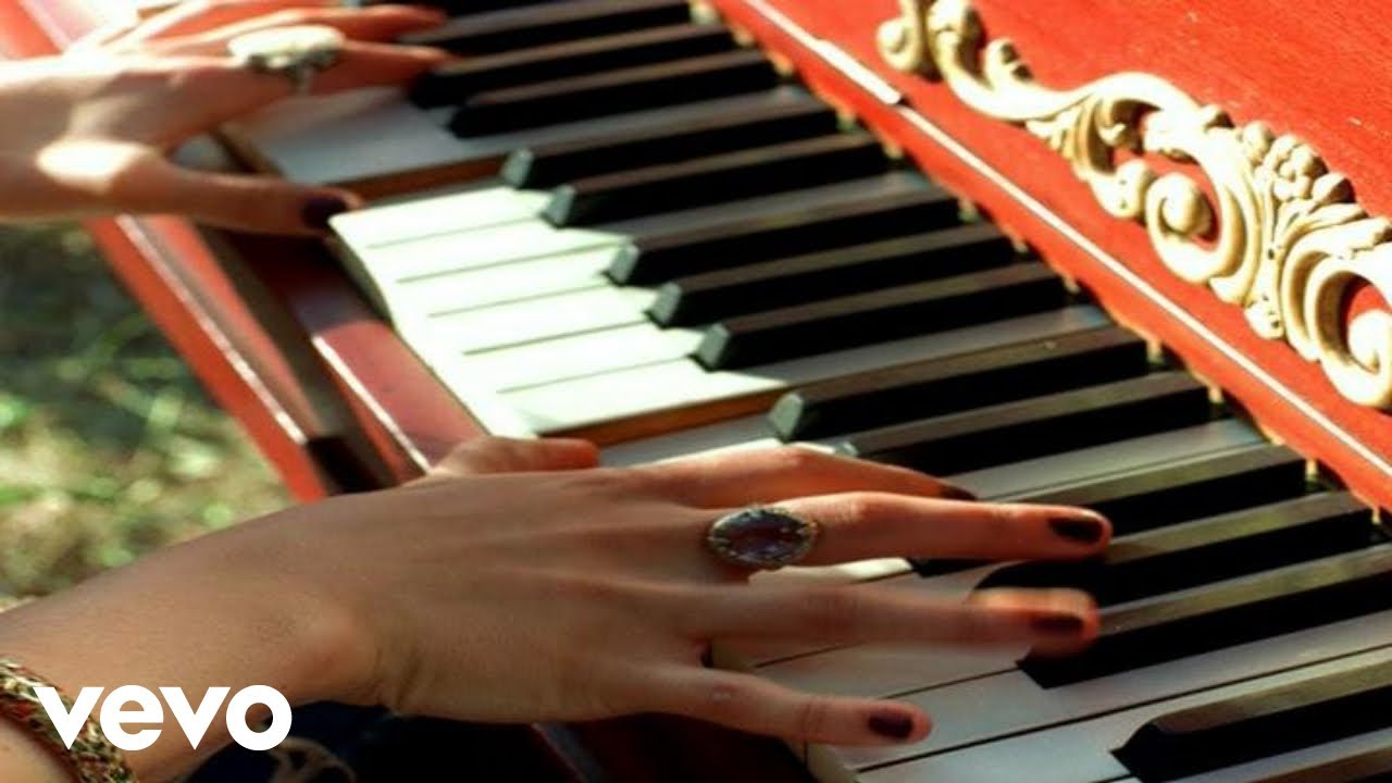 Vanessa Carlton – Ordinary Day