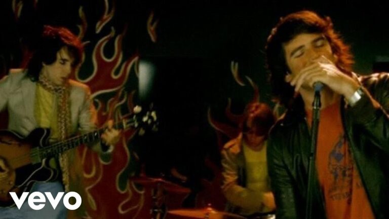 The Thrills – Santa Cruz (You’re Not That Far) music video