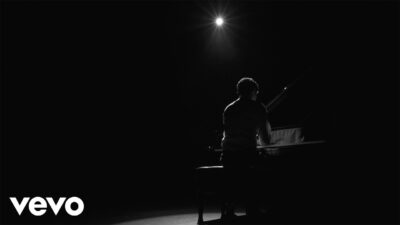 Yiruma – River Flows in You