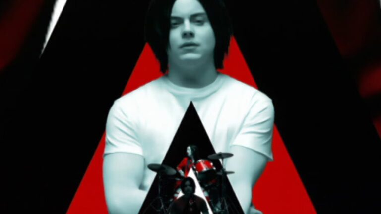 The White Stripes – Seven Nation Army music video