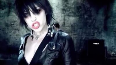 The Distillers – Drain The Blood