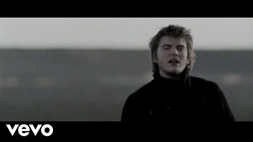 Thirteen Senses – Thru the Glass