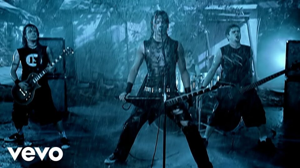 Bullet for My Valentine – Tears Don’t Fall