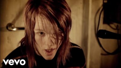 Underoath – Writing On The Walls