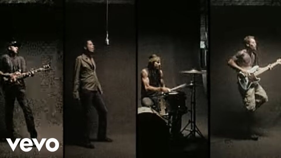 Audioslave – Revelations