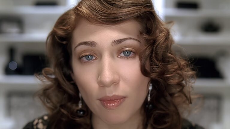 Regina Spektor – Fidelity music video