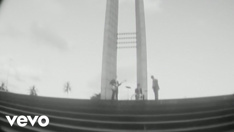 Beastie Boys – Off The Grid