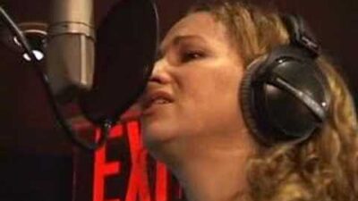 Joan Osborne – Sara Smile