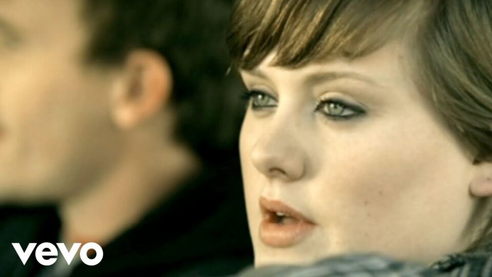 Adele – Chasing Pavements