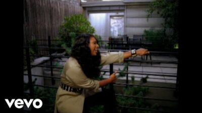 Jazmine Sullivan – Bust Your Windows