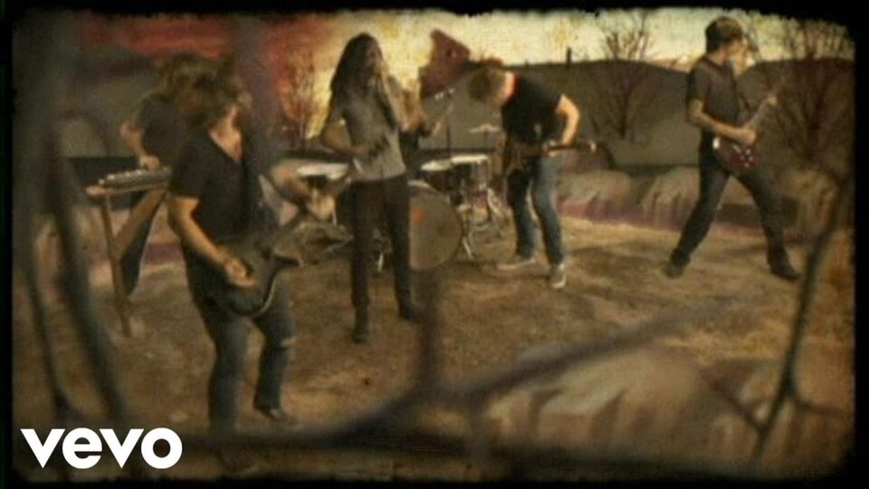 Underoath – Desperate Times, Desperate Measures