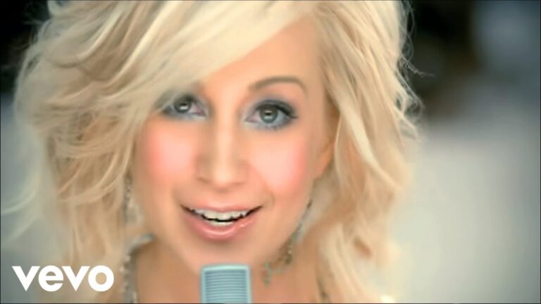Kellie Pickler – Best Days of Your Life music video