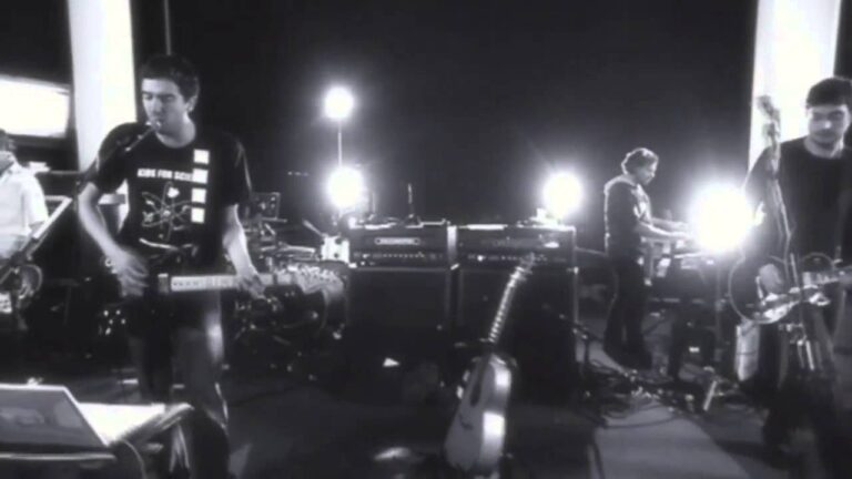 Snow Patrol – Please Just Take These Photos from My Hands (Live) music video