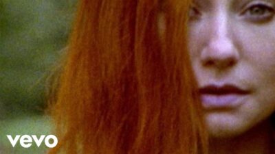 Tori Amos – Welcome to England