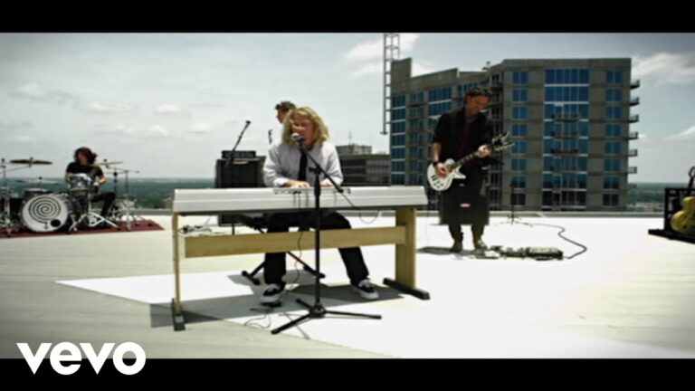 Collective Soul – Staring Down music video