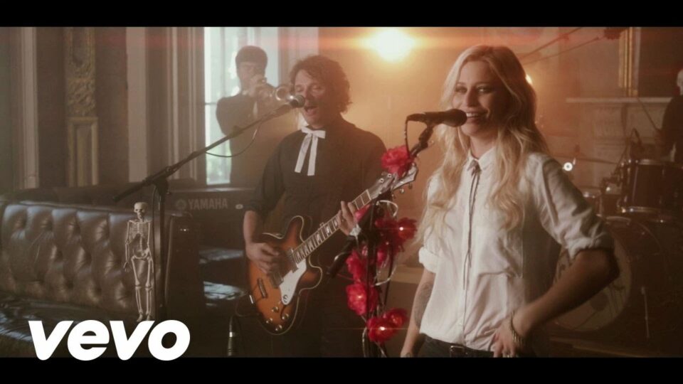 Gin Wigmore – Don’t Stop (The Old Queens Head Session)