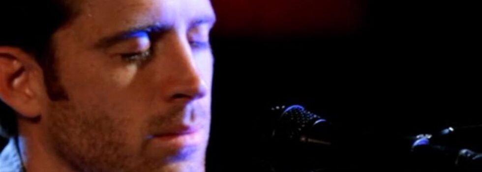 Brendan James – Your Beating Heart (Live)