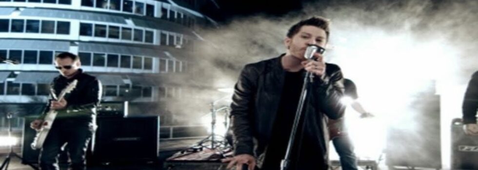 Saving Abel – Stupid Girl (Only In Hollywood)