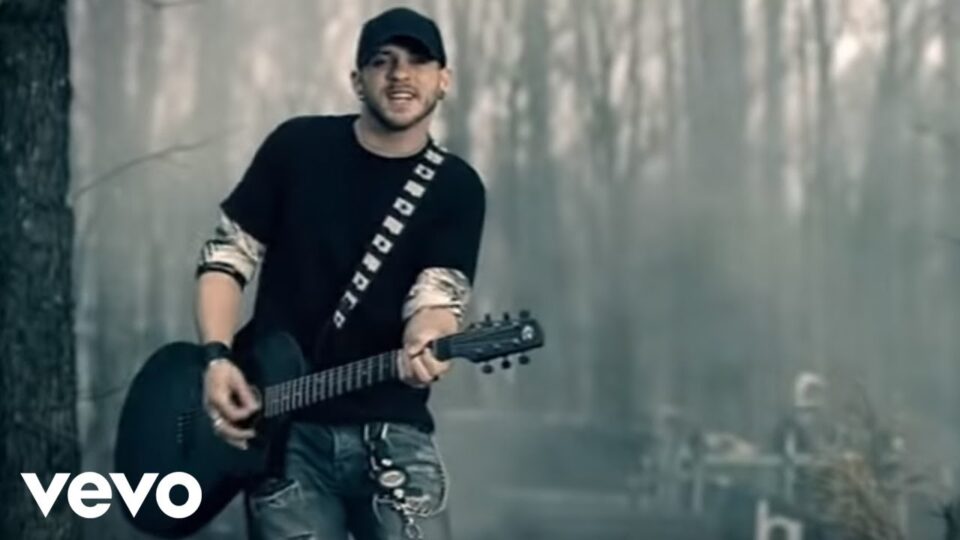 Brantley Gilbert – Kick It in the Sticks