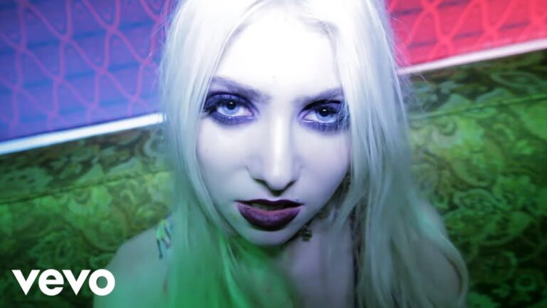 THE PRETTY RECKLESS – MY MEDICINE music video