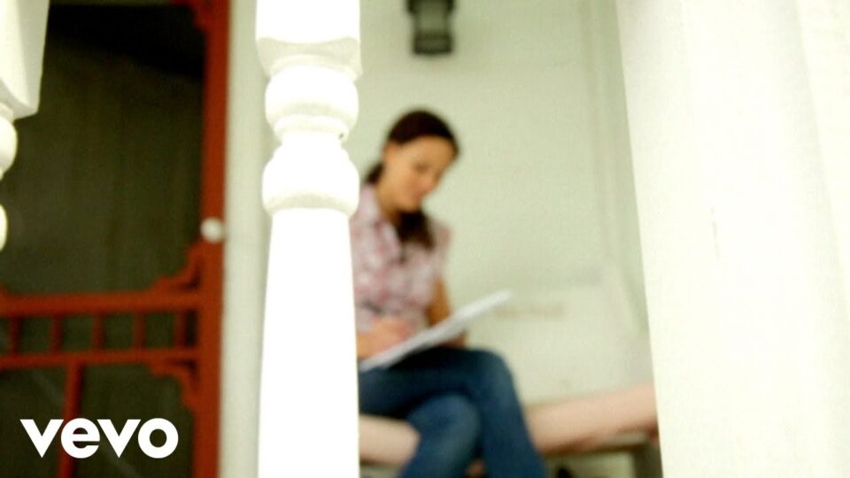 Joey + Rory – Headache