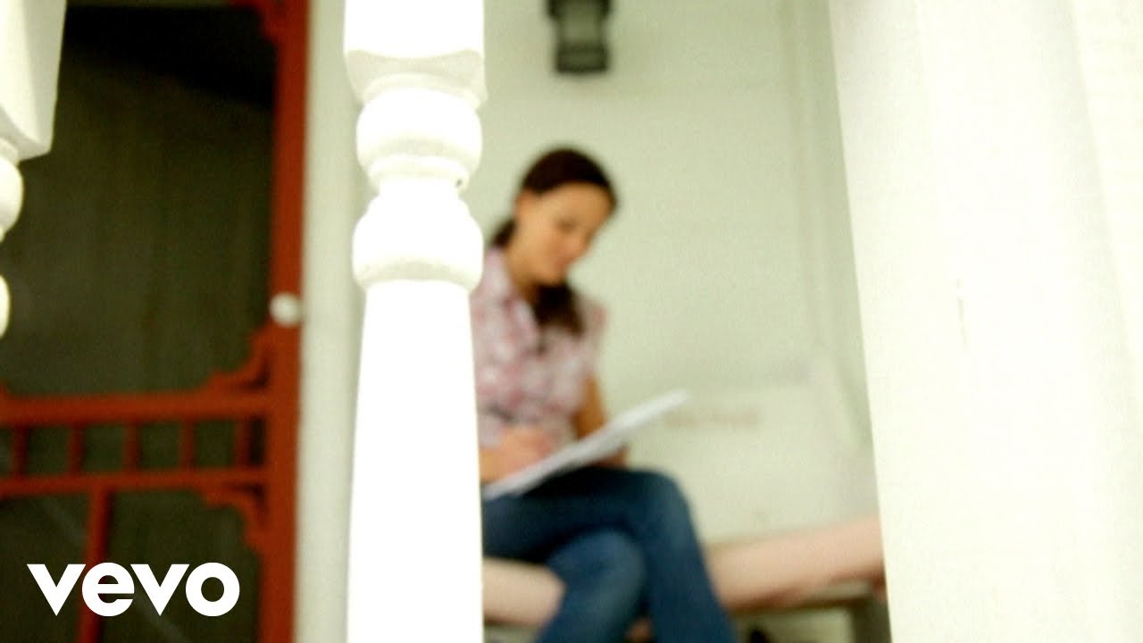 Joey + Rory – Headache