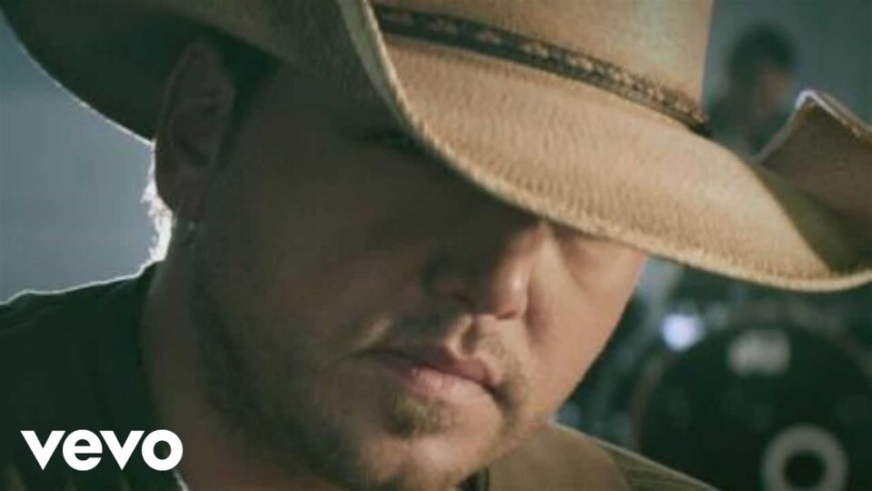 Jason Aldean – Tattoos on This Town